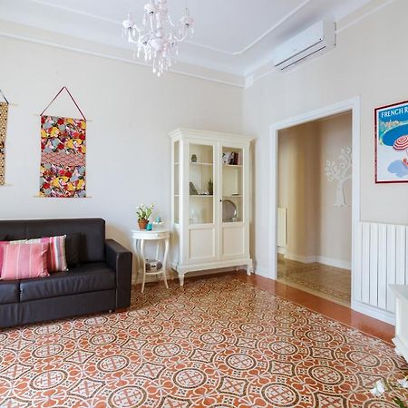 Sanremo Grand Central Apartment Esterno foto